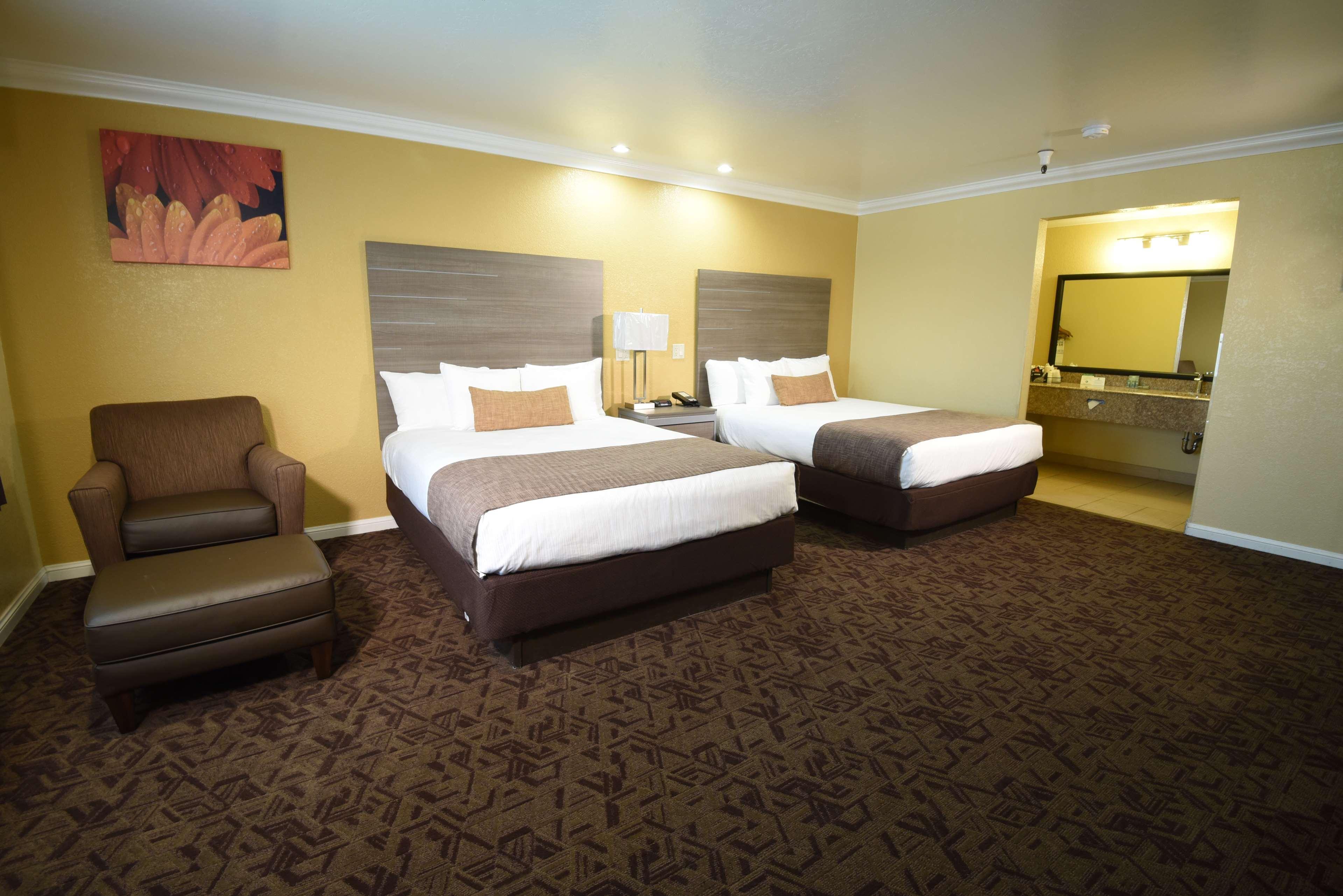 Best Western Hanford Inn Exterior photo
