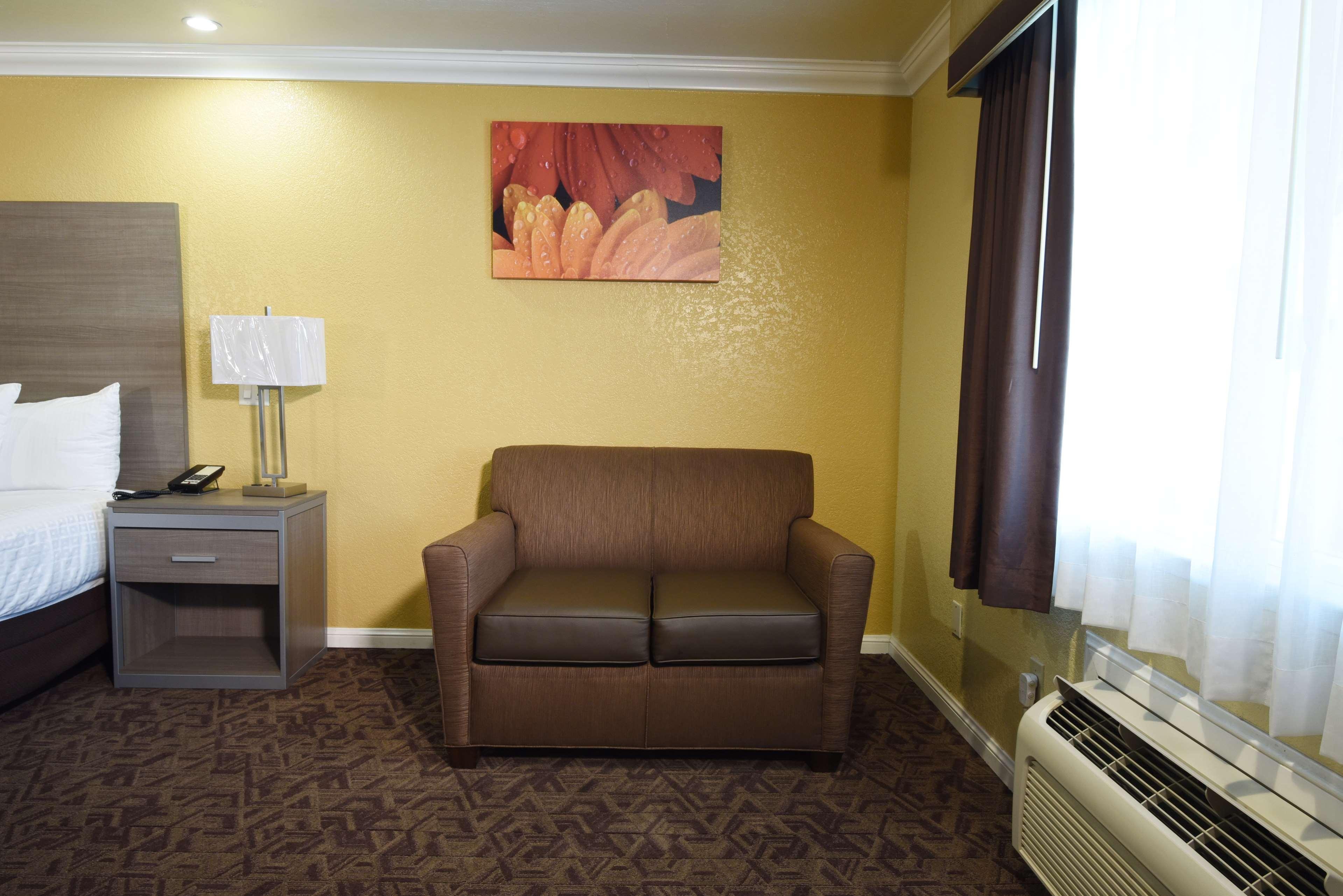 Best Western Hanford Inn Exterior photo