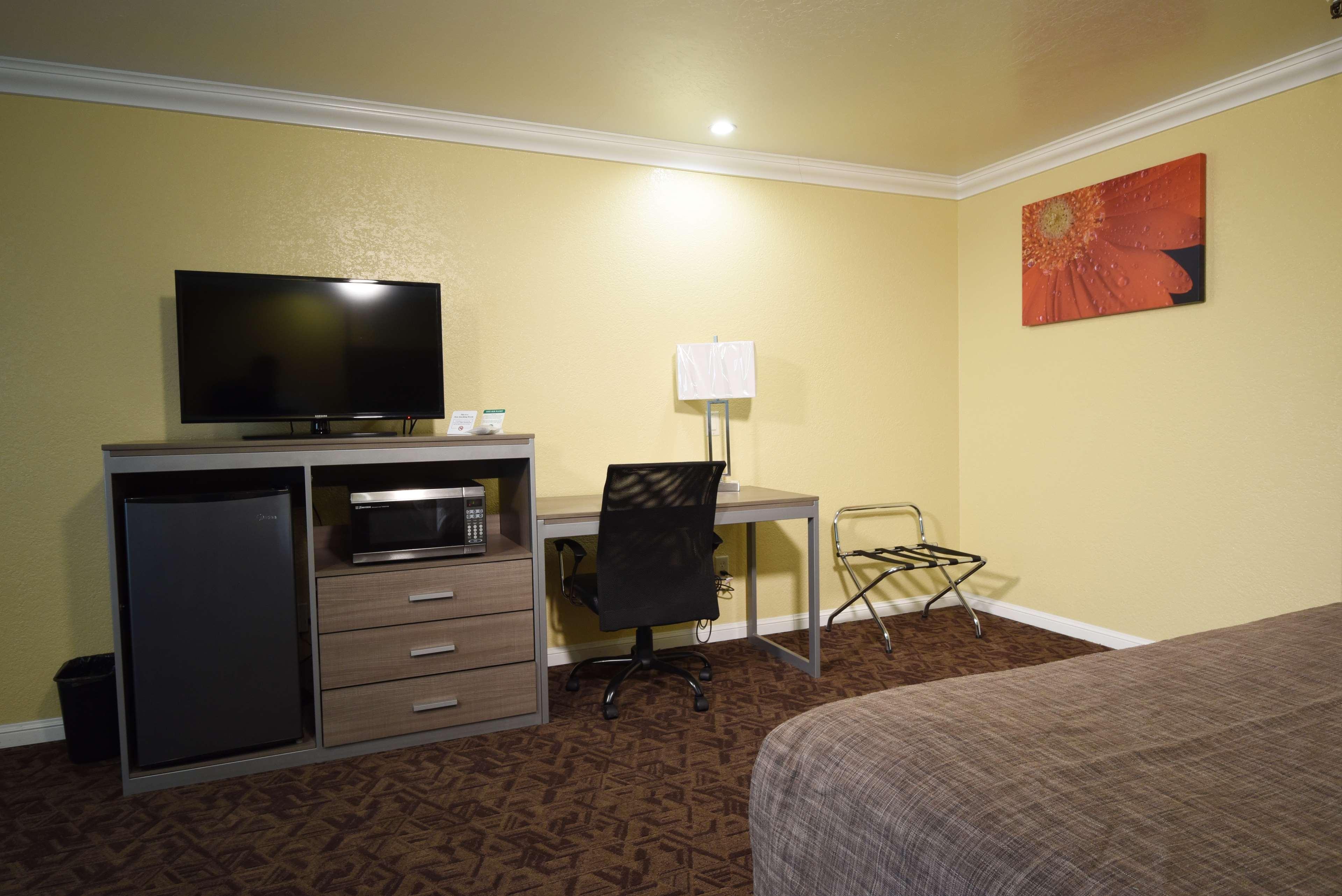 Best Western Hanford Inn Exterior photo