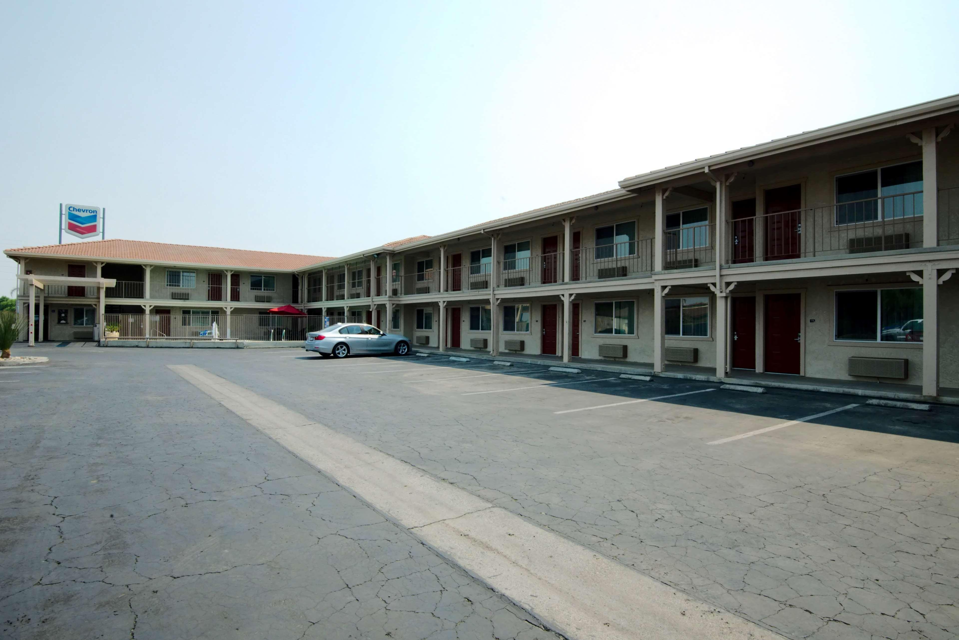 Best Western Hanford Inn Exterior photo