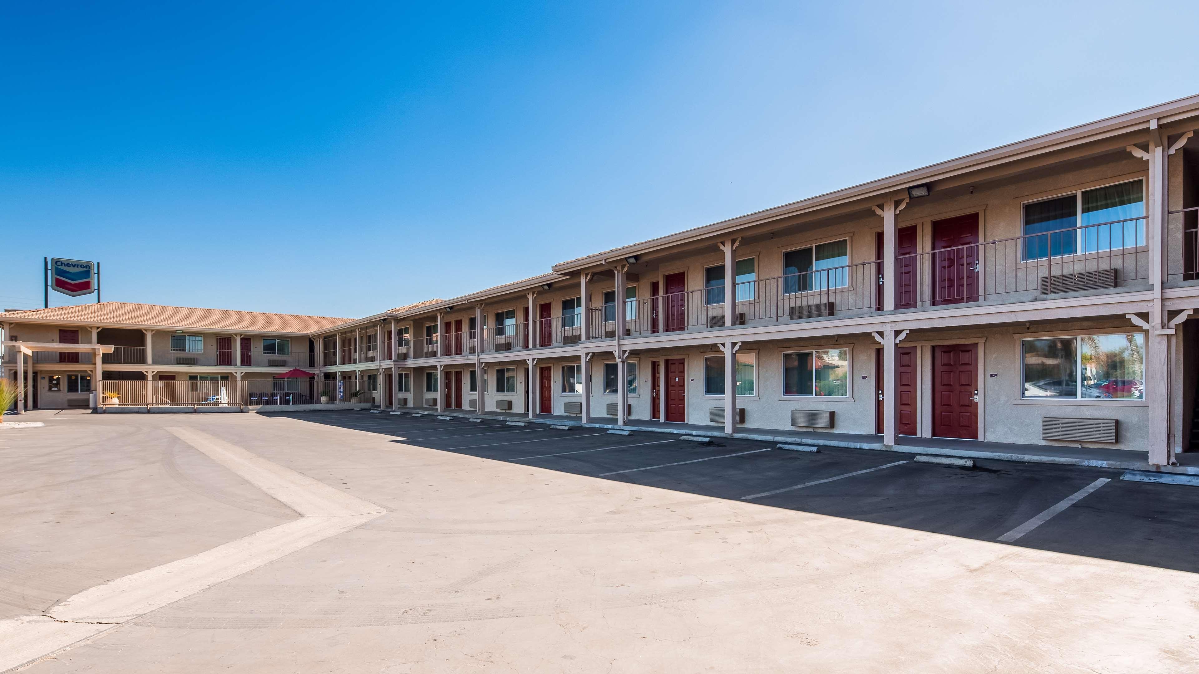 Best Western Hanford Inn Exterior photo
