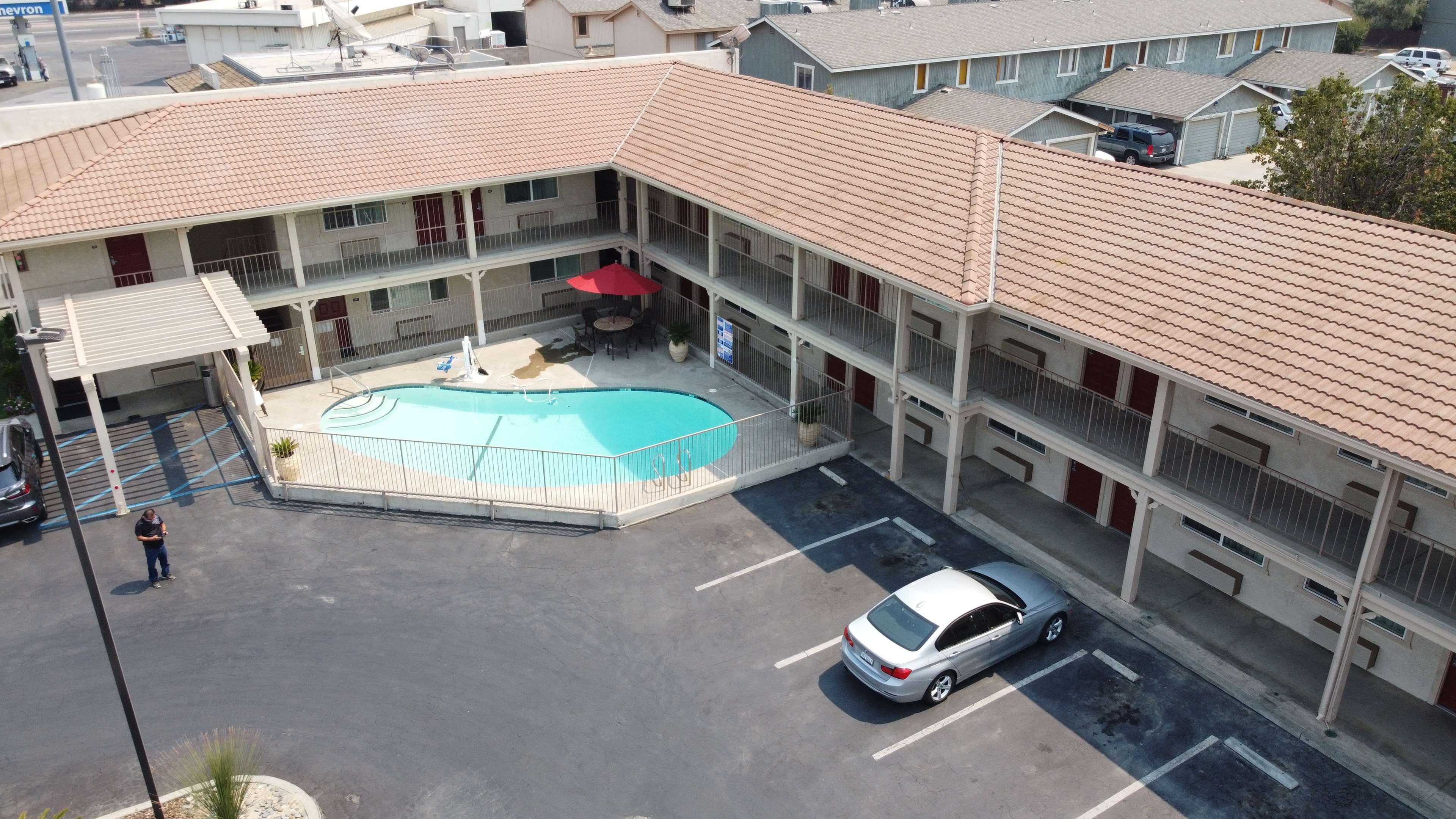 Best Western Hanford Inn Exterior photo